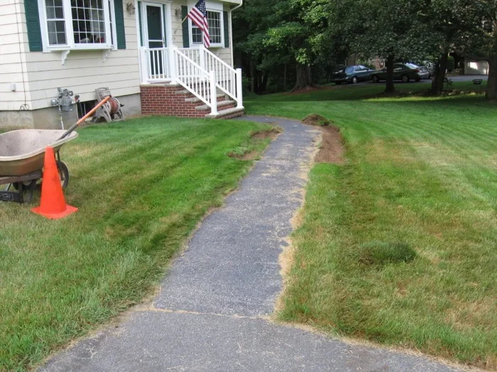 Walkway before Gold Star Landscaping renovation